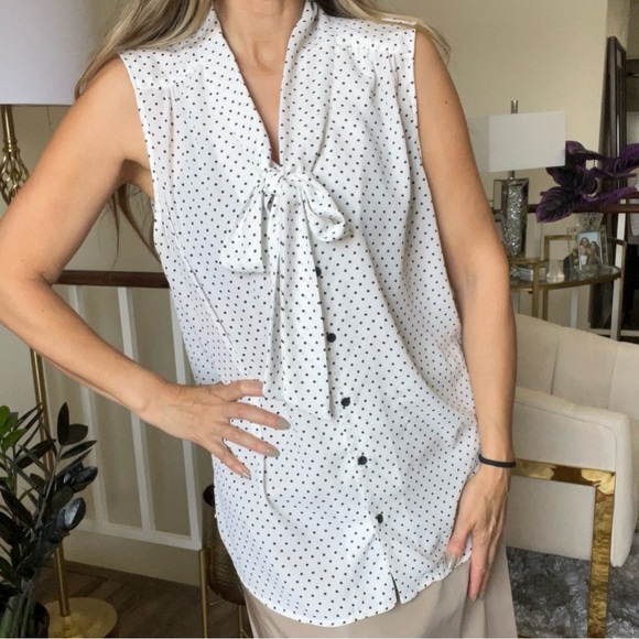 Jones New York White Black Sleeveless Polka Dot Tied Up Collar Blouse Top XL - Picture 4 of 11